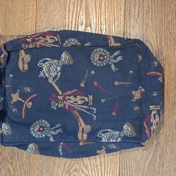 MISS BONNIE TAPESTRY TWO SIDED GOLF HANDBAG. #6589 - Picture 4 of 9